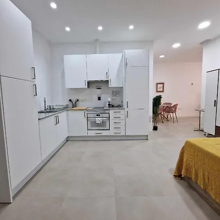 Moderno Apartamento 3 En Calle Marmoles Malaga Exterior photo